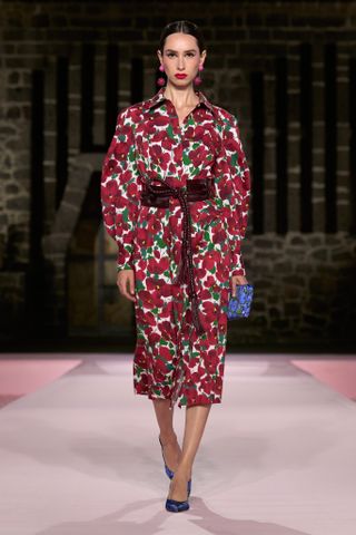 Carolina Herrera Resort 2025 runway