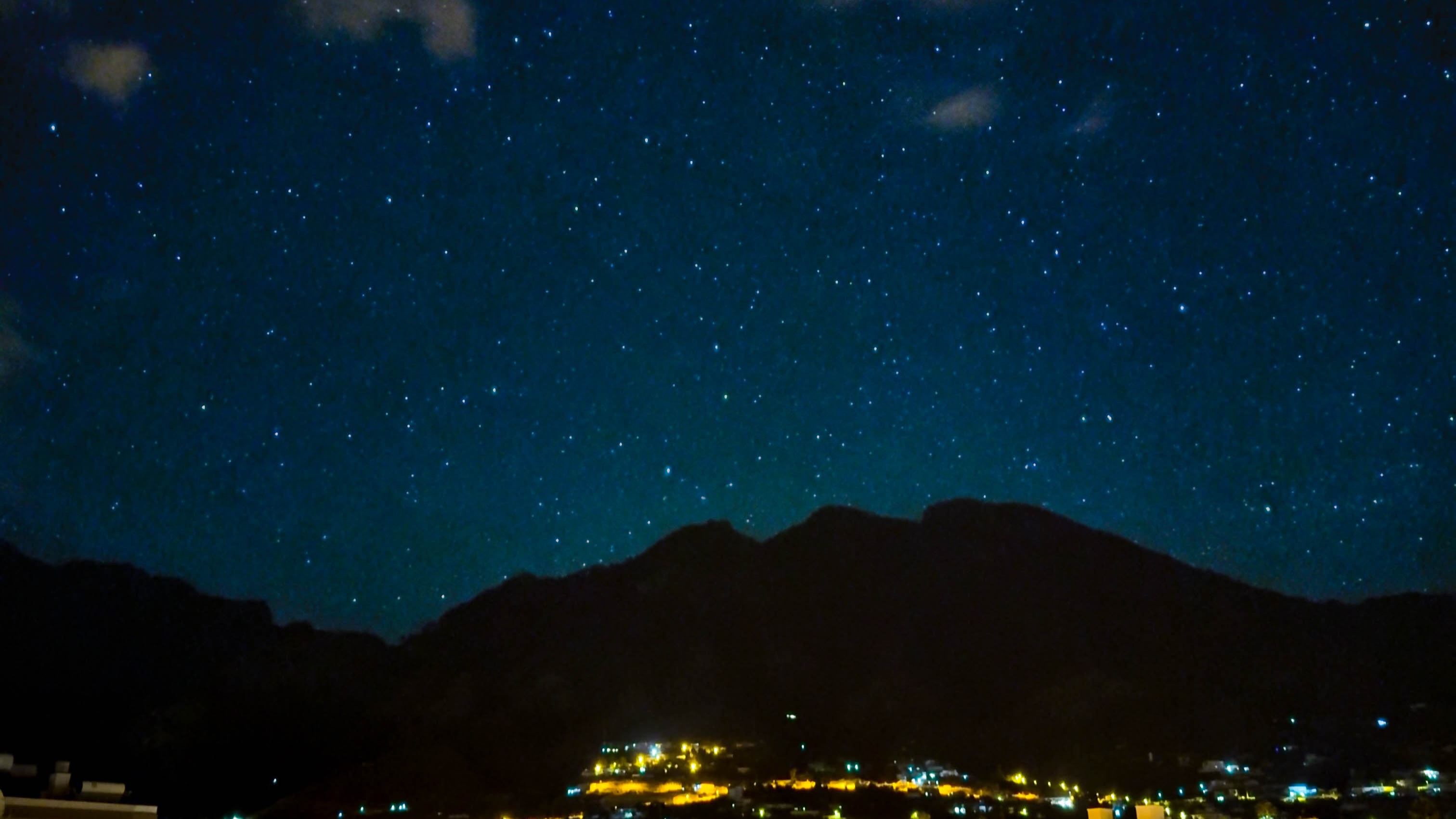 starmus la palma - view of the night sky filled with stars.