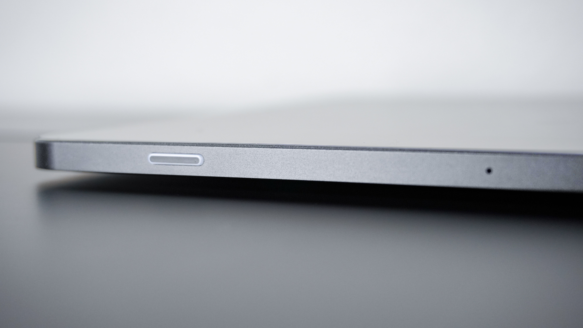 A close up shot of the NXTPAPER Key on the TCL NXTPAPER 11 Plus