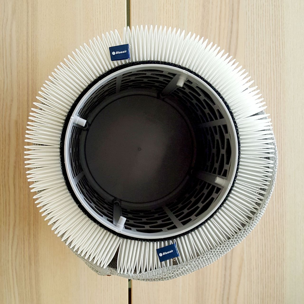 The Blueair Blue Max 3250i Air Purifier air filter from above