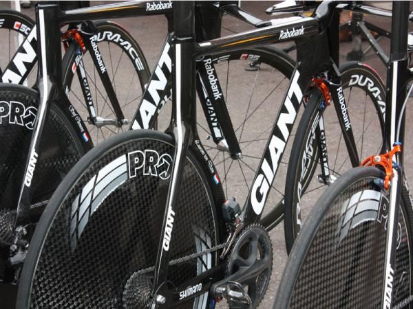 Rabobank team bikes were a mix of generations.