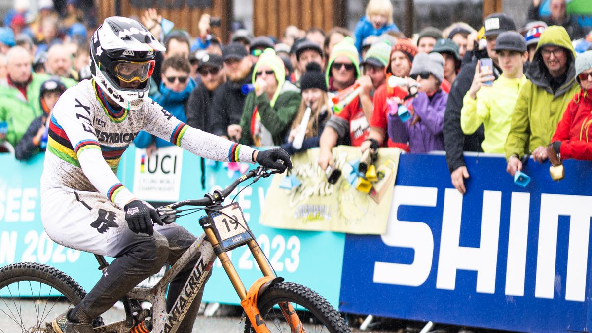 Greg Minnaar in the rainbow jersey at Fort William