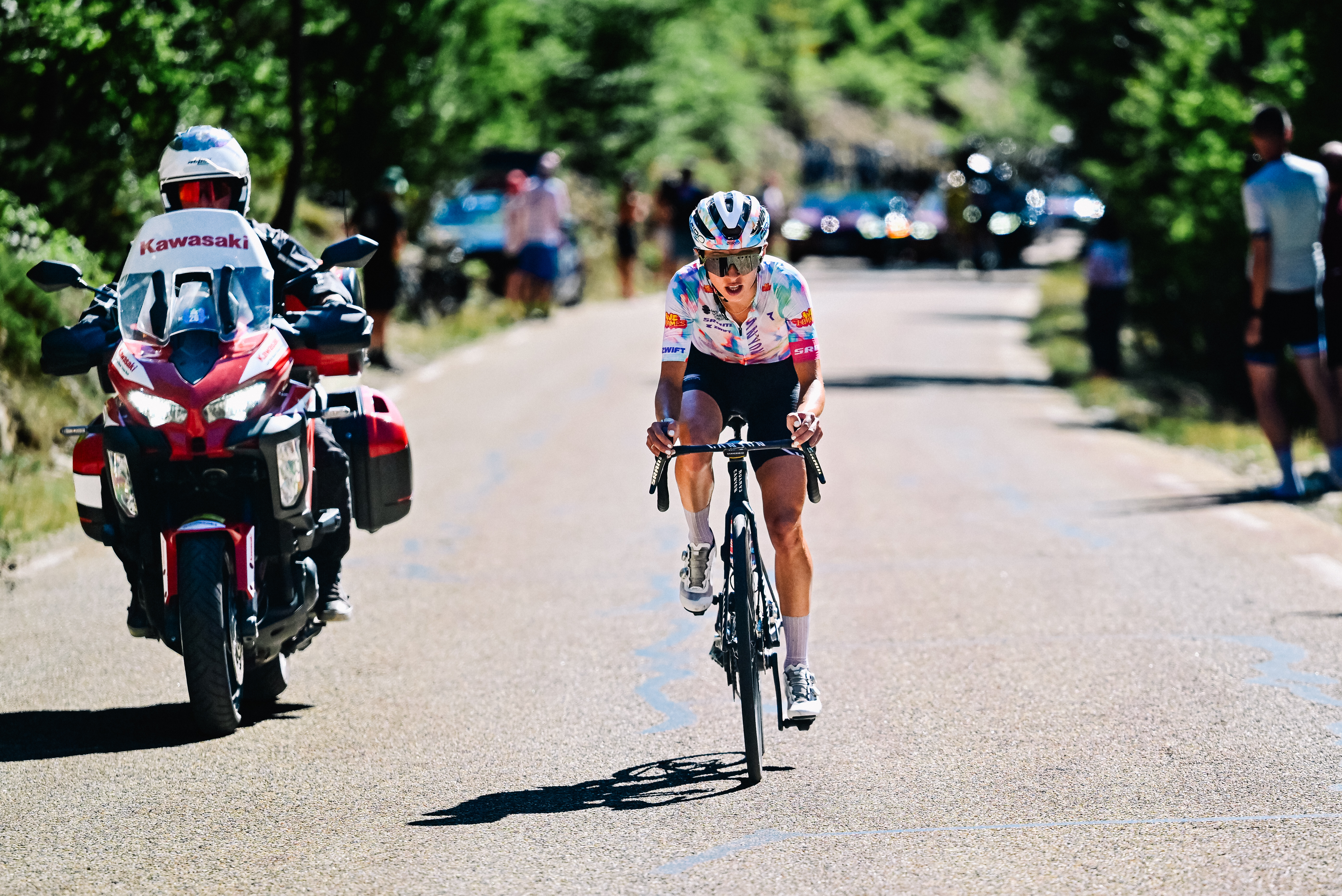 Kasia Niewiadoma winning on Mont Ventoux