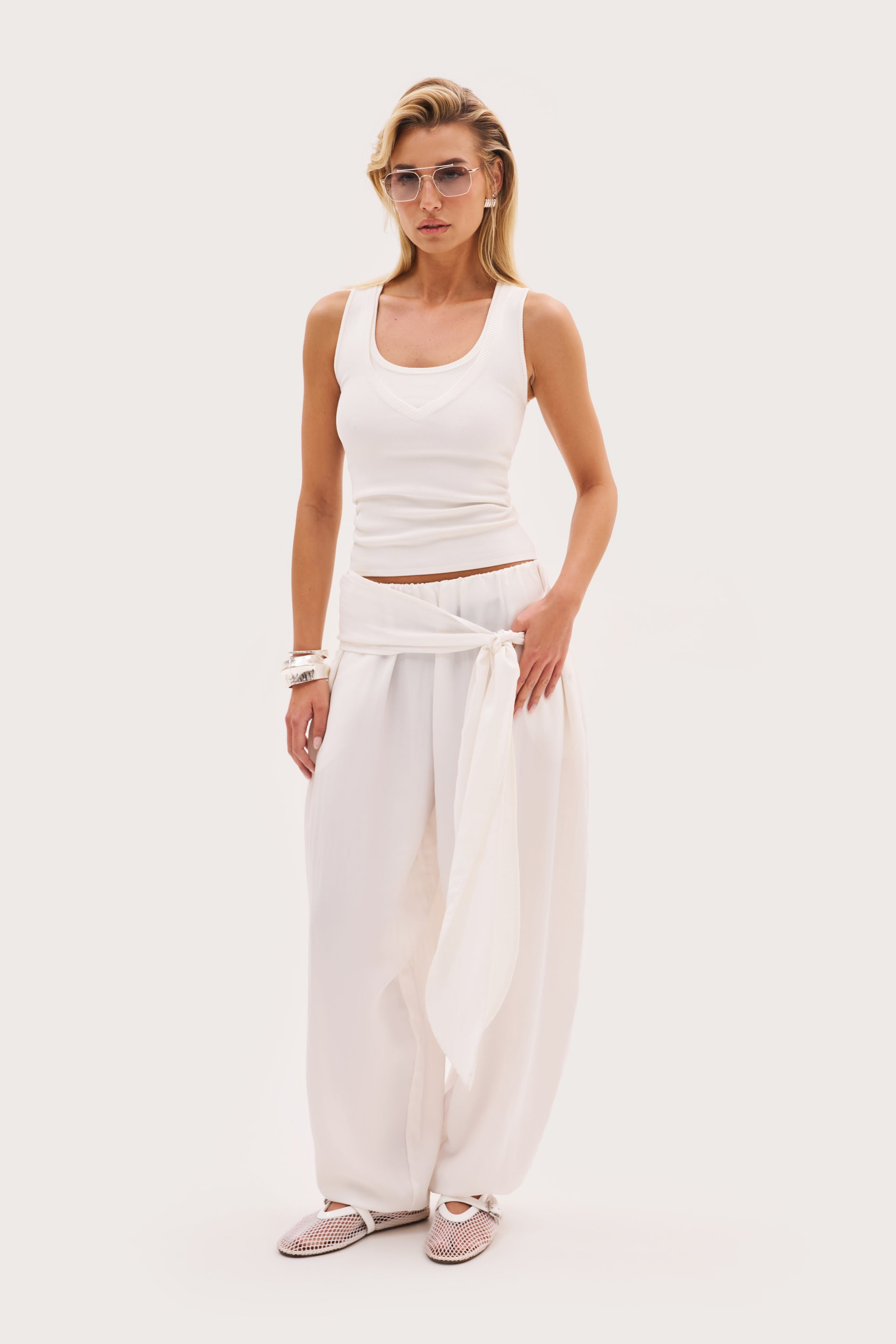 Scarf Tie Waist Balloon Pants - Off White - Uk 4