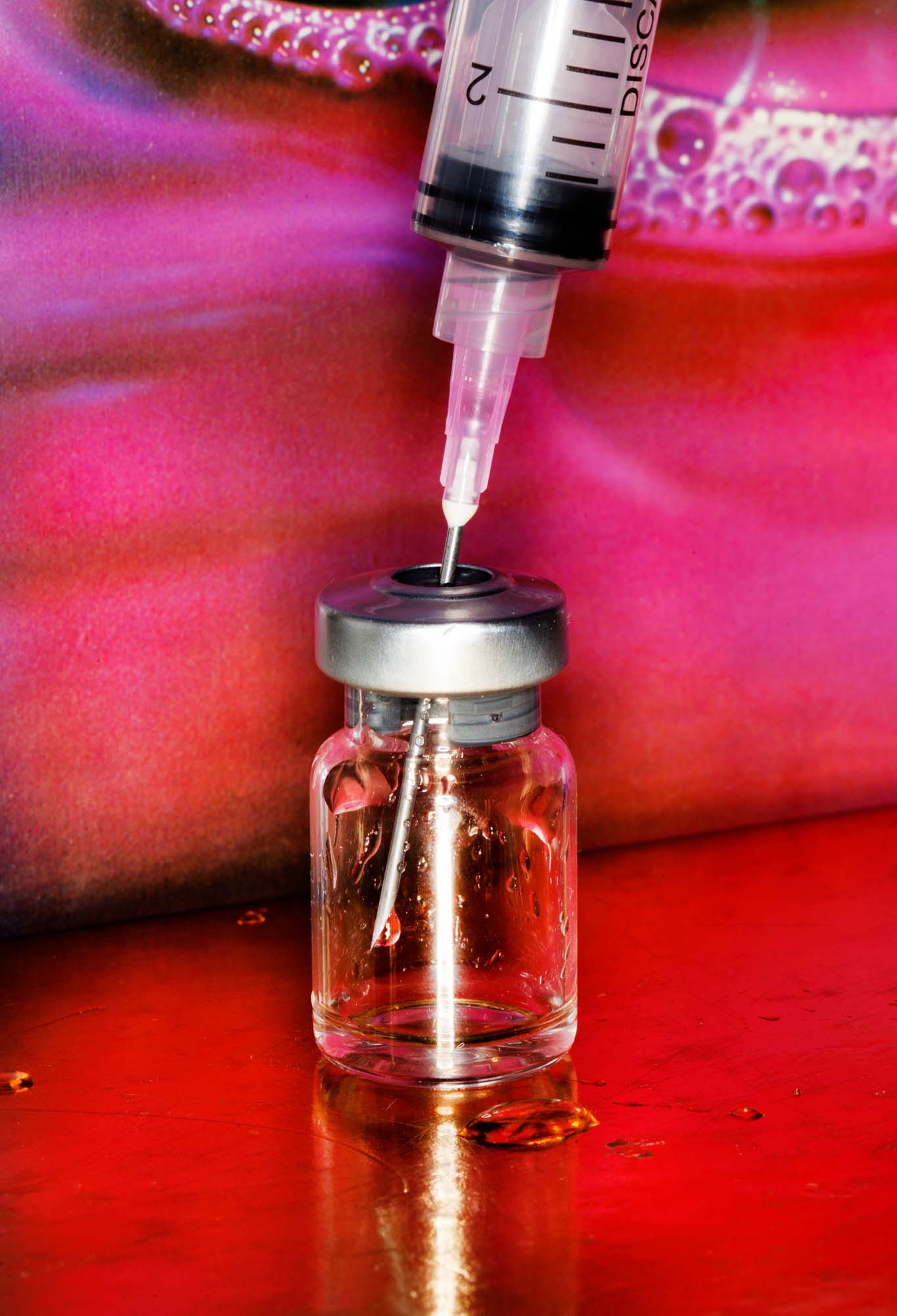 Cosmetic dermatology tools (syringe in jar)