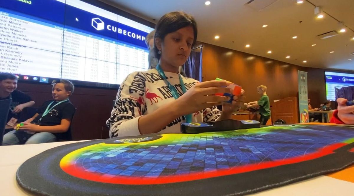 Simmi Sen At Cubing Competition