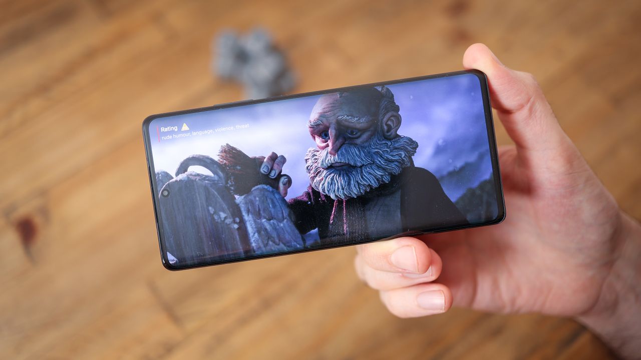 A photo of the 200MP Motorola Edge 30 Pro