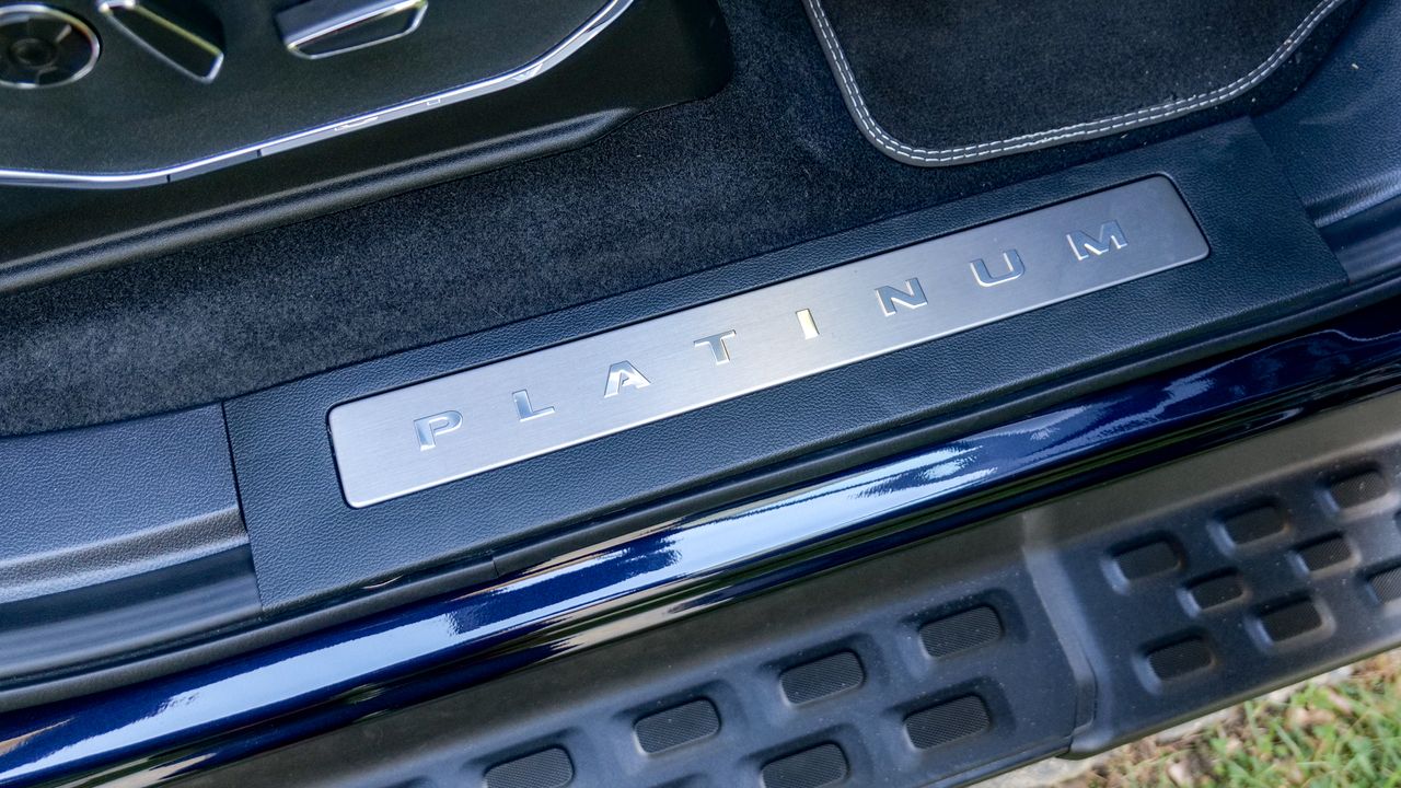 2025 Ford F-150 Lightning test drive.