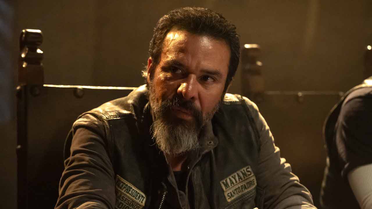 Bishop at the table in Mayans MC