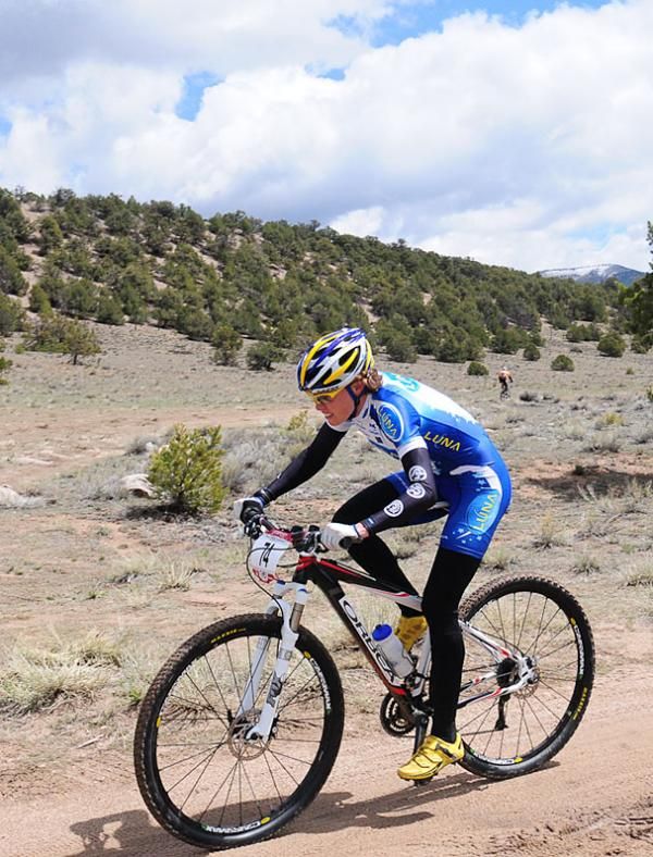 Georgia Gould (Luna Pro Team) on her way to victory.