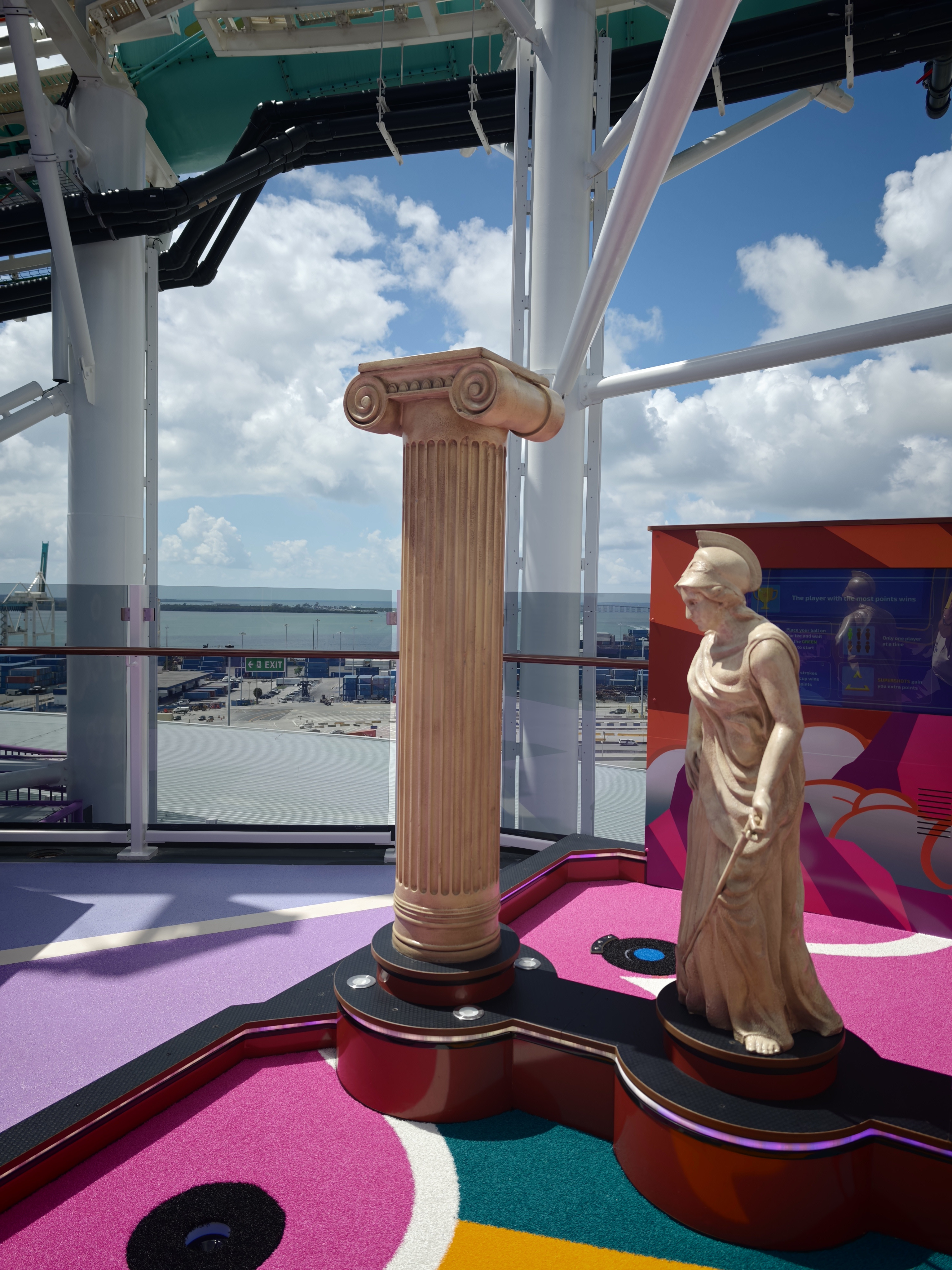 Cruise culture offers an aesthetic potpourri