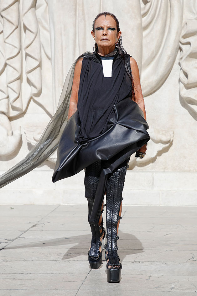 His cultish troupe of models, led by Michèle Lamy