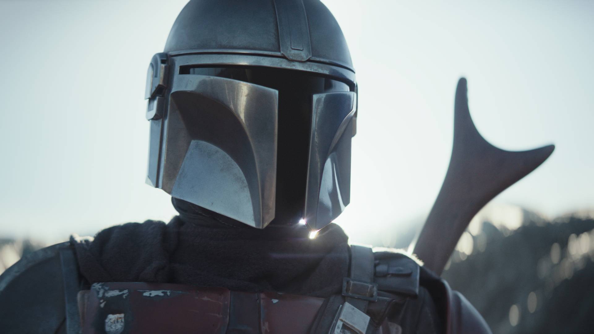 Pedro Pascal as Din Djarin in The Mandalorian season 1