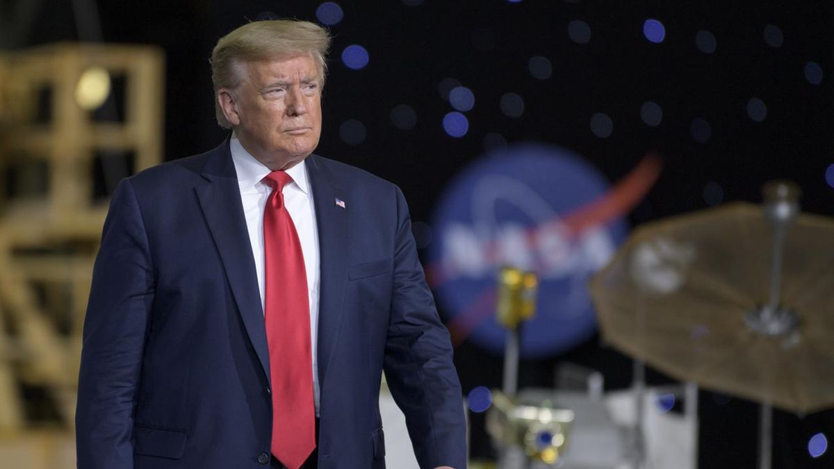 Trump signs new national space policy to enable 1,000 US rocket launches per year