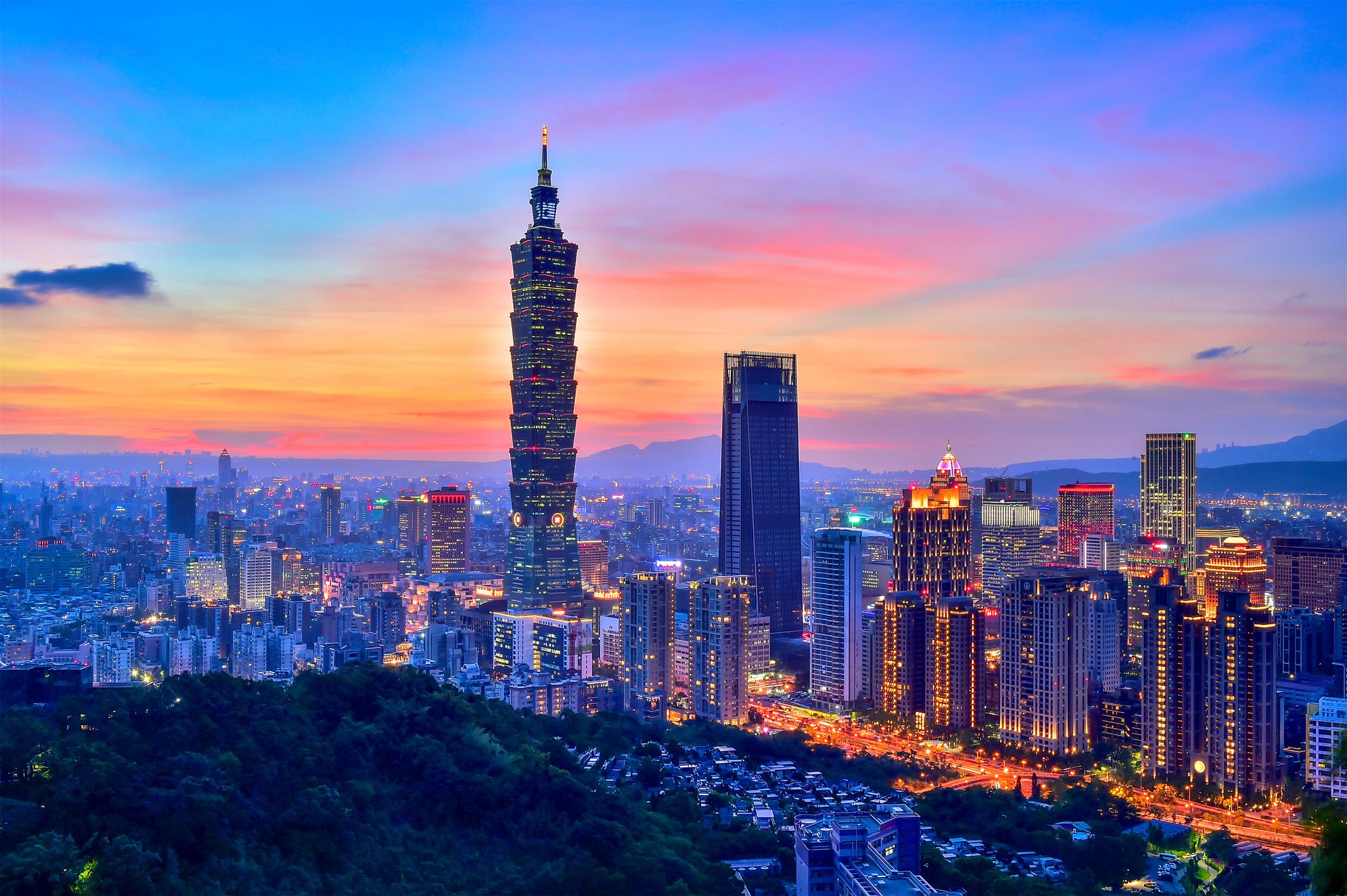 Emerging markets rise driven by the AI boom