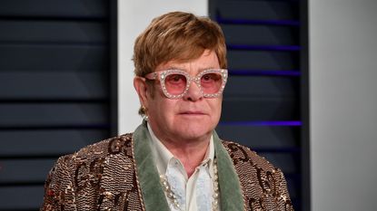 BEVERLY HILLS, CA - FEBRUARY 24: Elton John attends the 2019 Vanity Fair Oscar Party hosted by Radhika Jones at Wallis Annenberg Center for the Performing Arts on February 24, 2019 in Beverly Hills, California. (Photo by Dia Dipasupil/Getty Images)