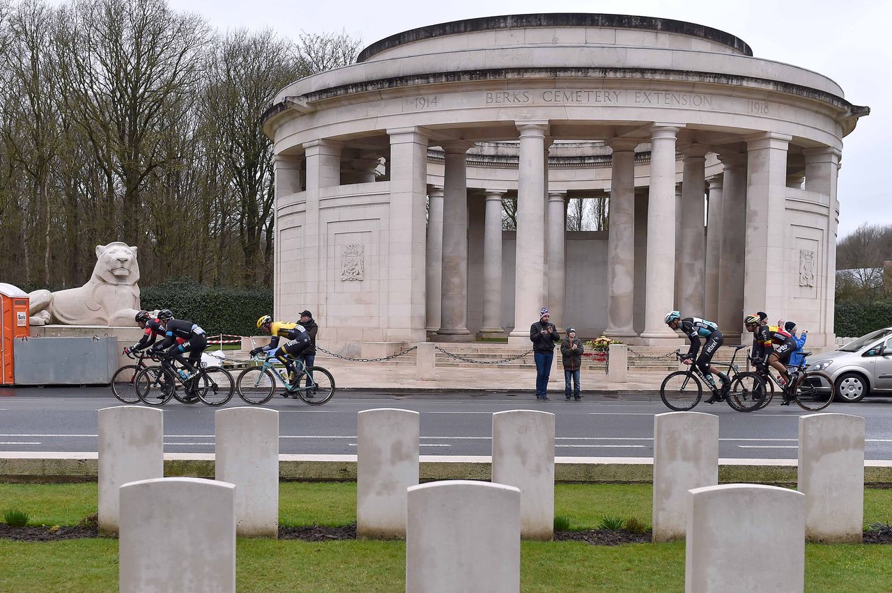 The race passes one of the many World War One monuments in Flanders