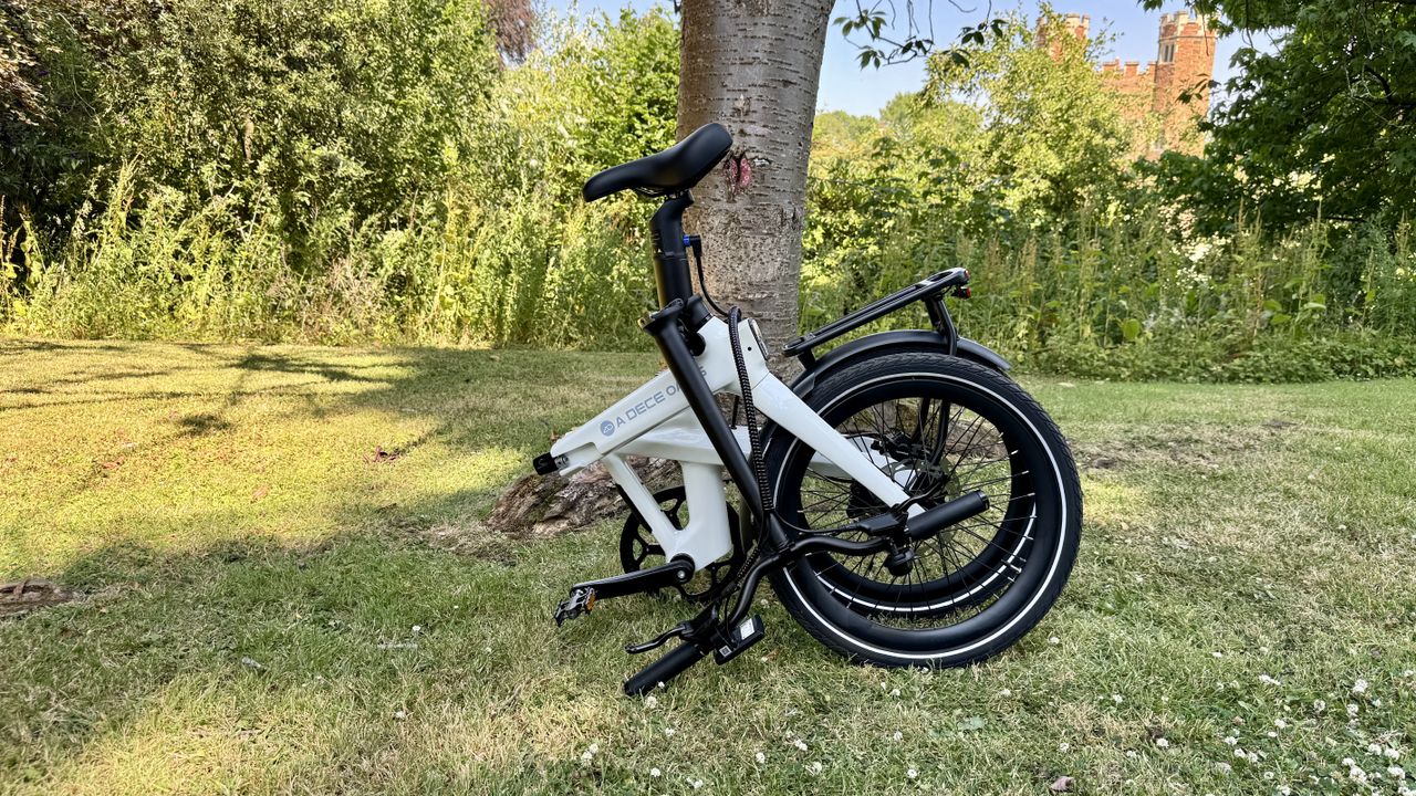 ADO Air Carbon Pro folding e-bike review