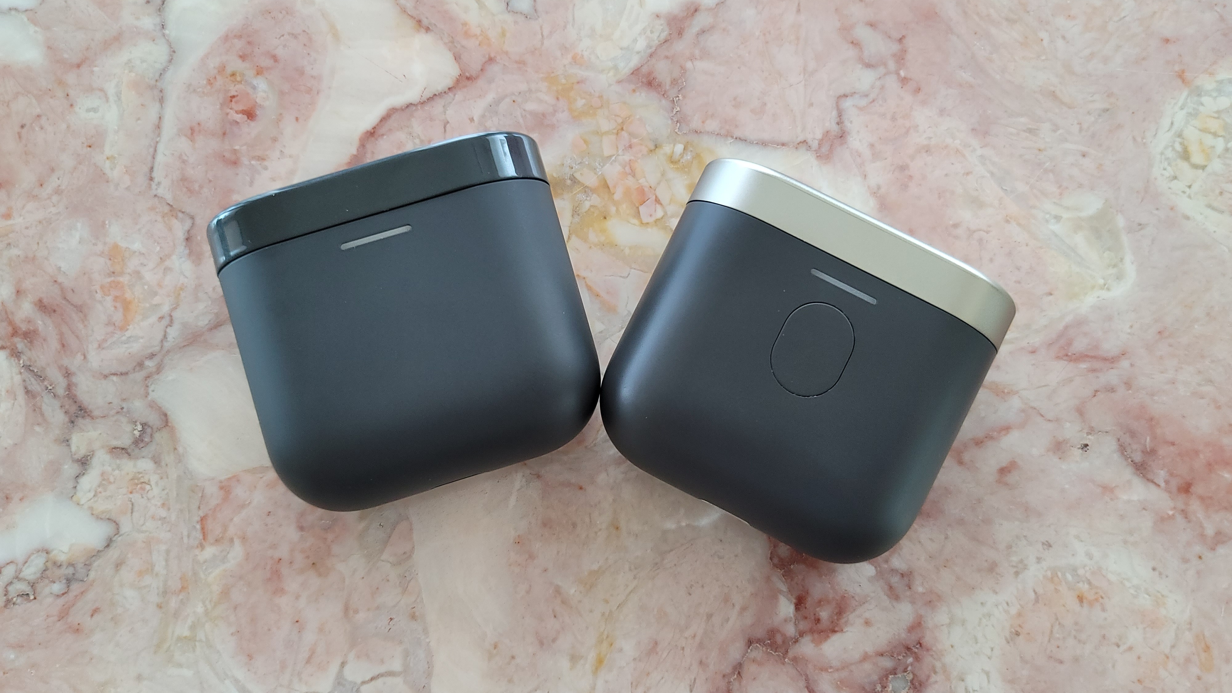 Bowers & Wilkins PI5 vs. Bowers & Wilkins PI7