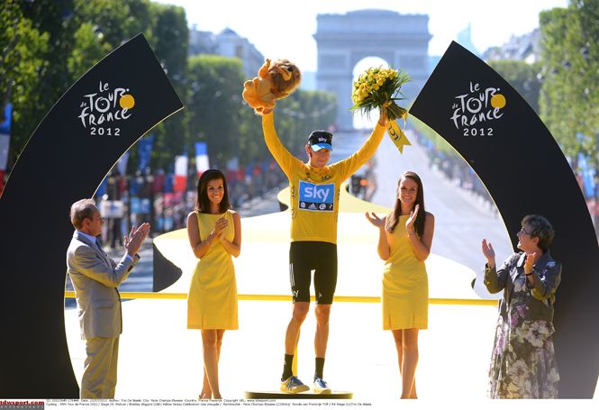 Bradley Wiggins on the podium in Paris in 2012