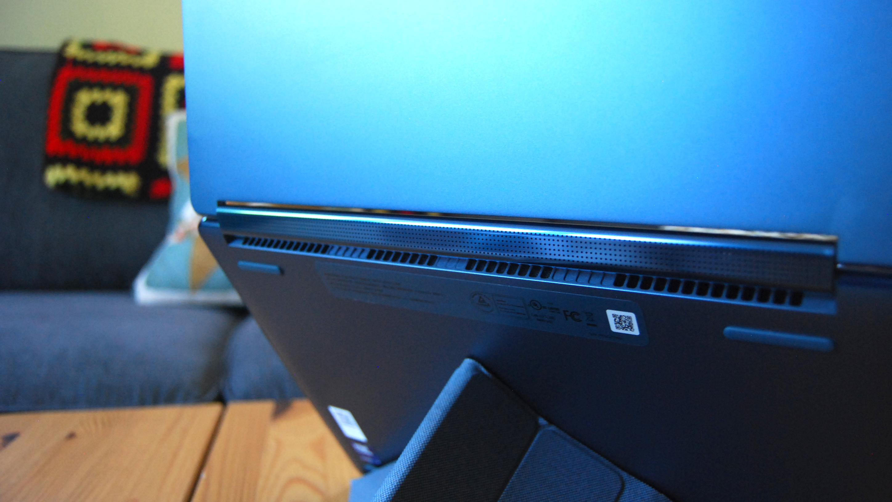 Lenovo Yoga Book 9i (Gen 10)