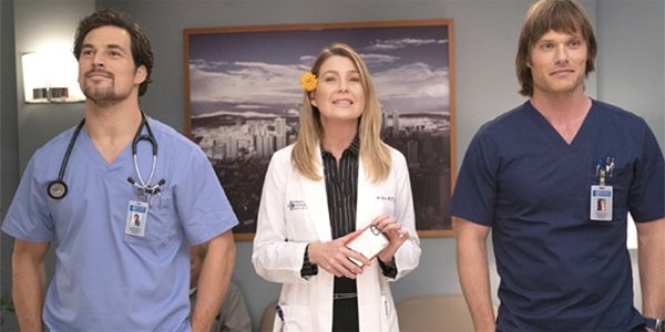 Dr. Andrew DeLuca (Giacomo Gianniotti), Dr. Meredith Grey (Ellen Pompeo), and Dr. Atticus &quot;Link&quot; Lin