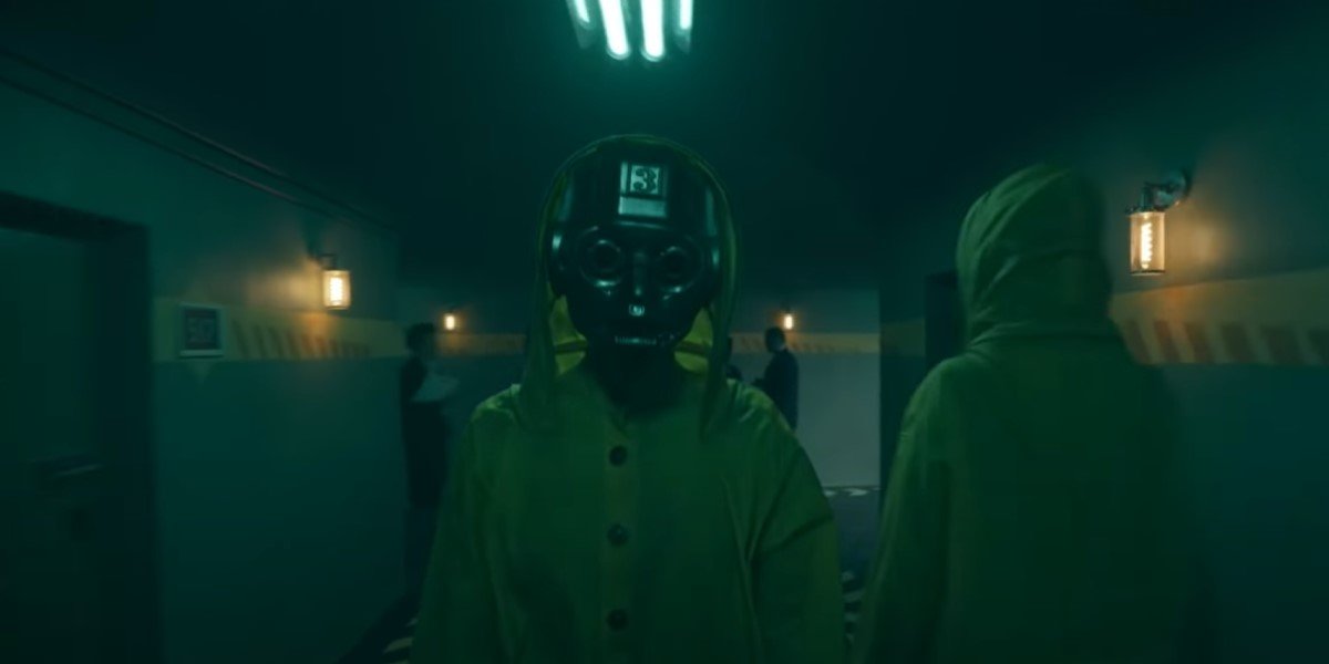 masked character in yellow raincoat in doom patrol season 3