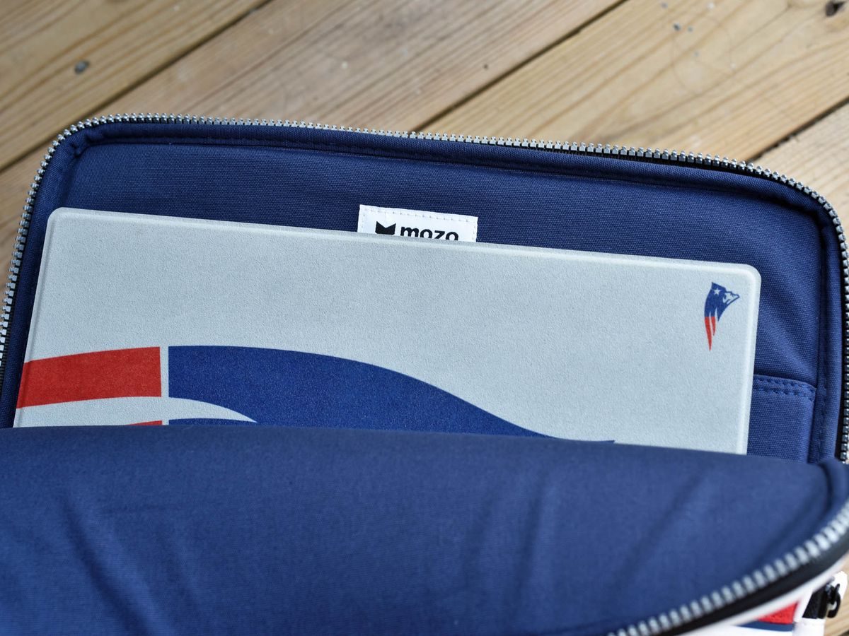 Mozo Surface Sleeve