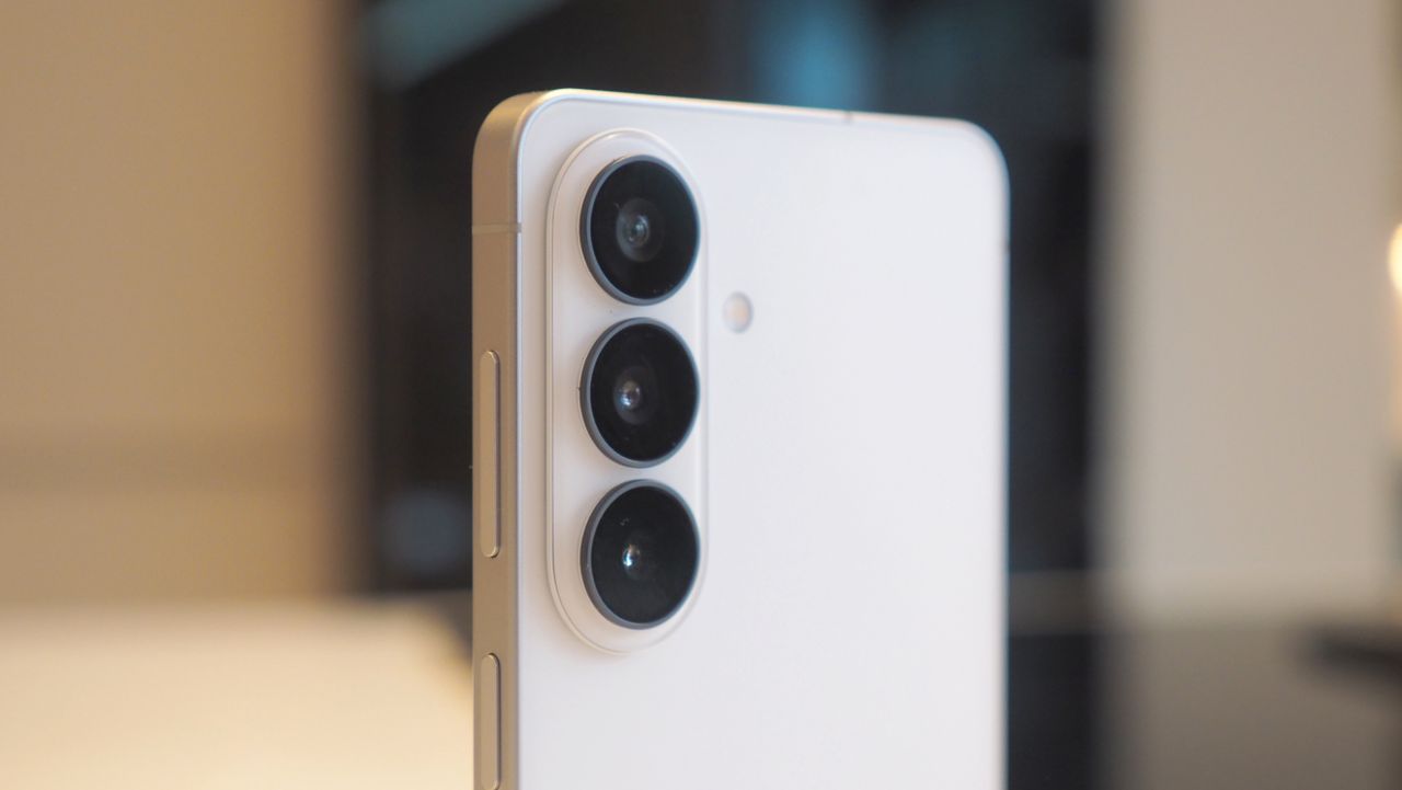 Older Samsung Galaxy phones just got a big upgrade – but don't count your chickens