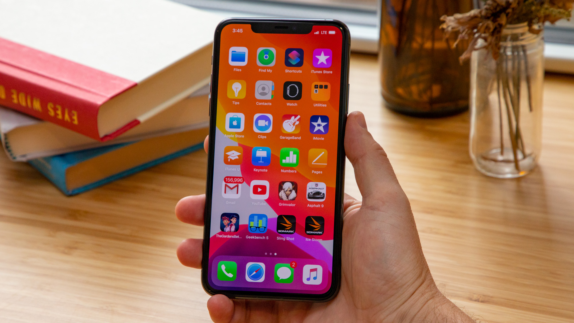 Four iPhone 12 models with 5G? That's what we found in the latest leak ...