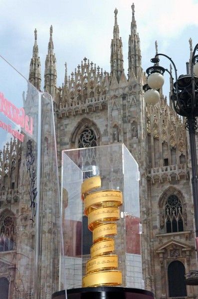 The Giro d'Italia's trophy encased in glass near the Duomo.