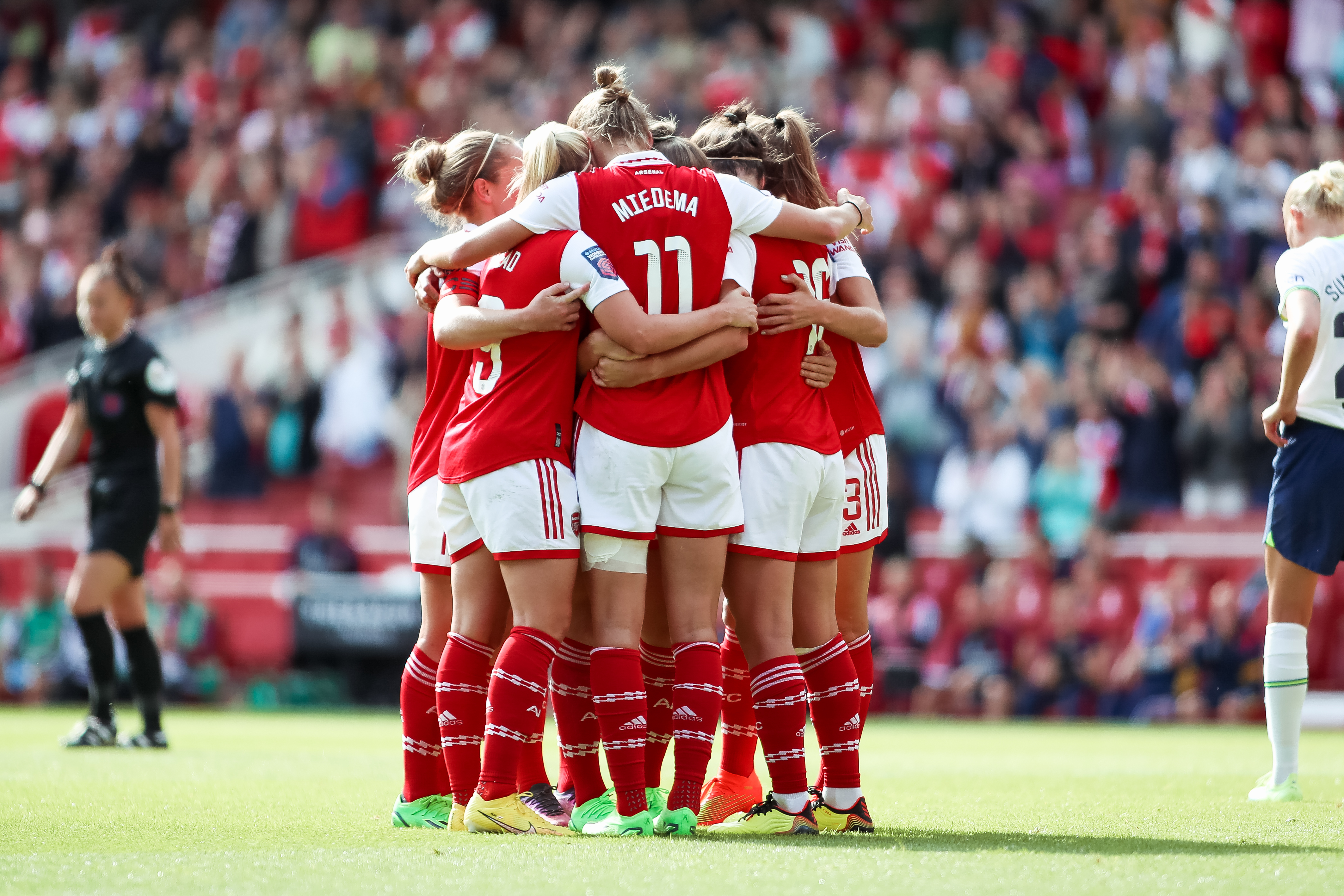 Arsenal Women - ❤️ Beth Mead 