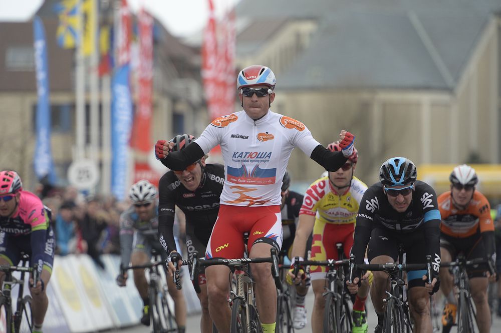 Alexander Kristoff wins his second consecutive stage at Driedaagse De Panne.