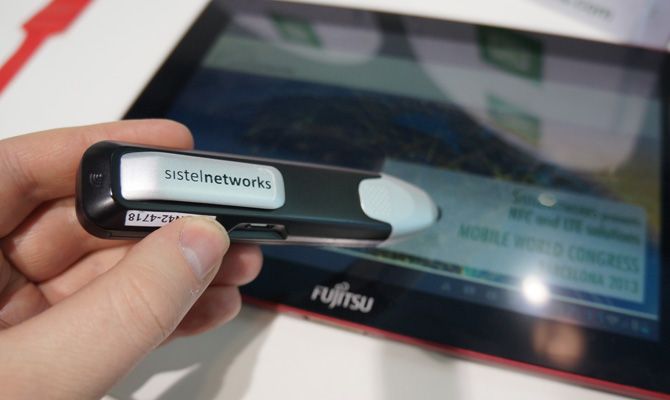 Vwand Hands On Bluetooth Pen Adds Nfc To Any Device Laptop Mag