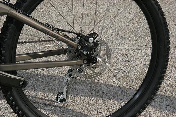 Rock Shox's elegant Maxle thru-axle rear setup is used on the Sanction.