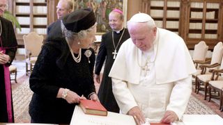 The Queen And Pope John Paul II Exchanging Gifts In His Private Office In The Vatican City, Rome