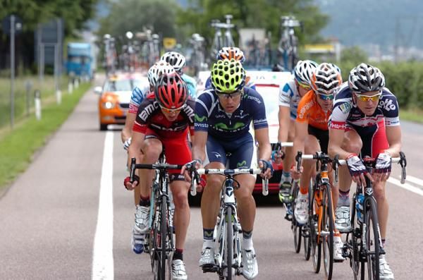 The 10-man break in action during stage 16 at the Giro.