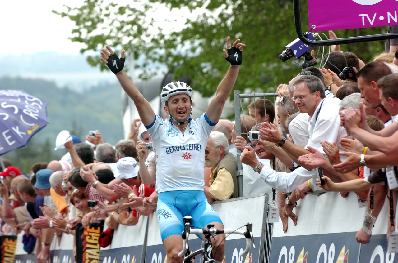 Rebellin won his second Fleche Wallonne in 2007 in the white jersey of ProTour leader.