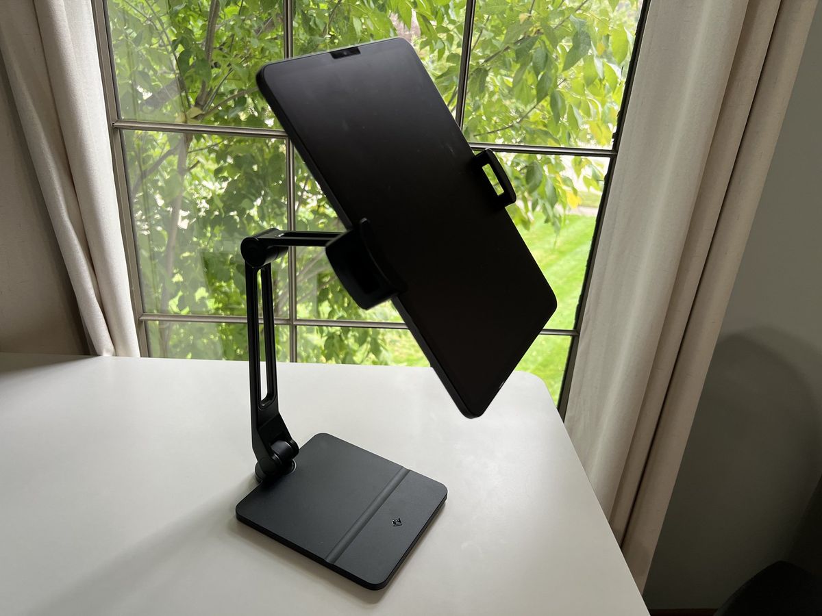Twelve South Hoverbar Duo Lifestyle Ipad Pro