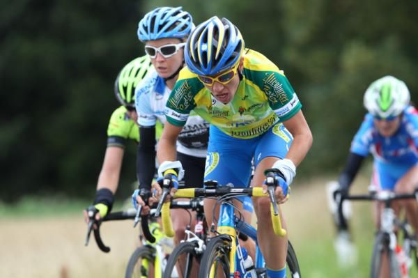 Trixi Worrack (AA Drink) and Emma Pooley (Garmin-Cervelo) in the closing kilometres
