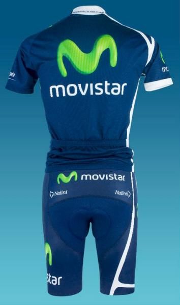 The Movistar logo is featured prominently