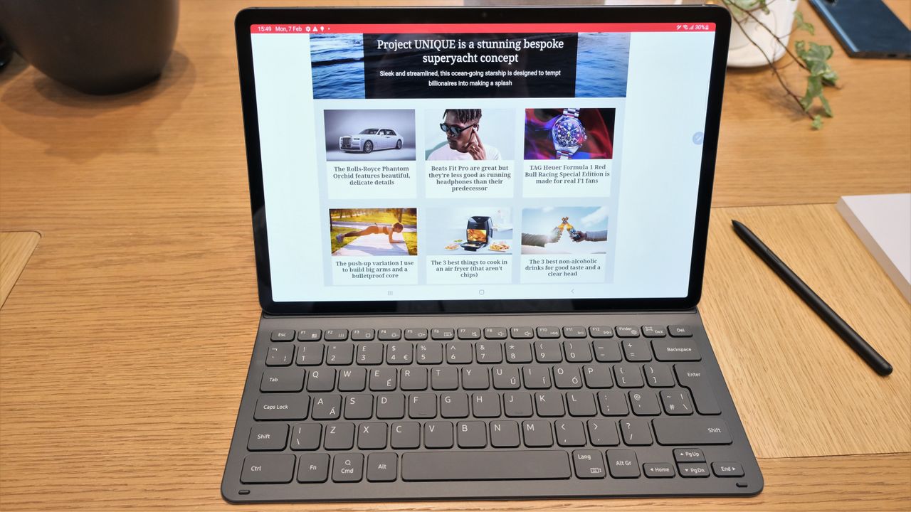 Samsung Galaxy Tab S8 Ultra review: tablet with snap-on keyboard on a wooden table