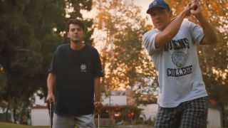 Ron Livingston and Jon Favreau playing golf in Swingers