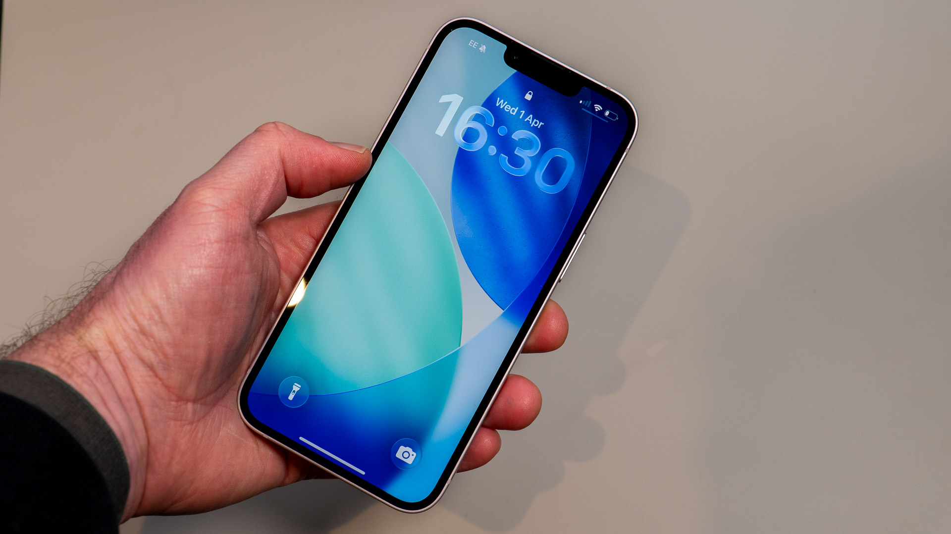 Apple iPhone 17e in pink 