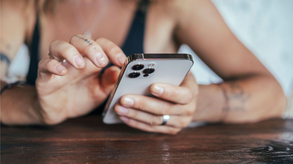 How To Use Safety Check On IPhone Tom s Guide how-to-use-safety-check-on-iphone-tom-s-guide