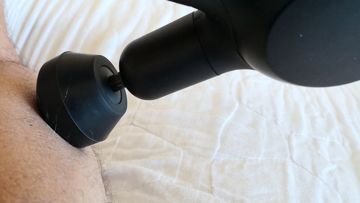 I tried using a massage gun after the gym for a week. Here’s what happened