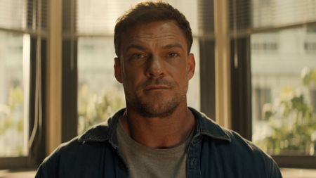 Alan Ritchson as Reacher in Reacher season 4