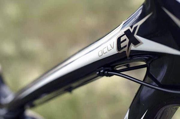 The gorgeous lines of the OCLV frame.