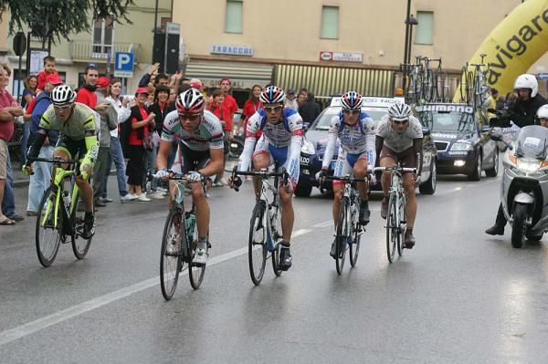 The breakaway took over 7 minutes out of the peloton, but was pulled back with 2km to go.