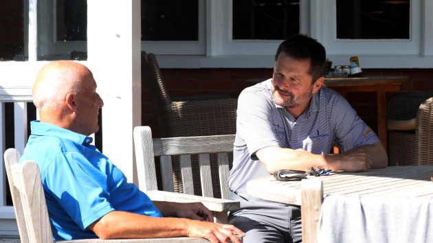 Rob chats to Chris Hollins on the terrace at Sunningdale